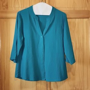 Women's 3/4" sleeve crinkle blouse